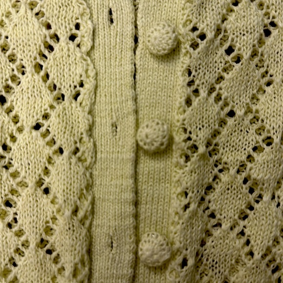 NWT Anthropologie / Medium / Chartreuse L/S sweater with lace floral neckline - Picture 6 of 16